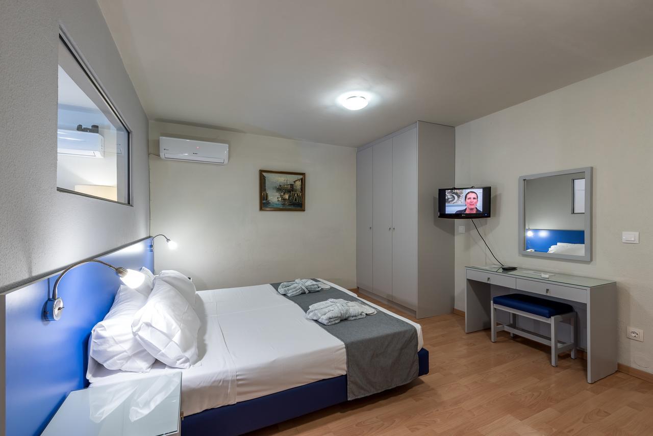 7Palms Aparthotel Rhodes City Екстериор снимка